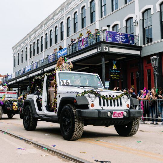 galveston mardi gras jeep parade